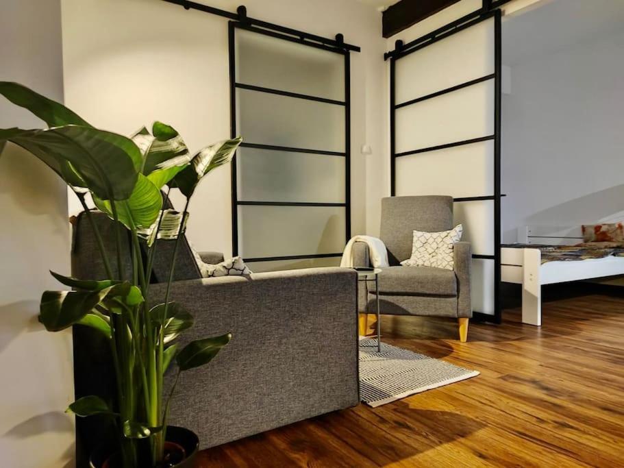 Appartamento Loft W Starej Wozowni Krynica-Zdrój Esterno foto